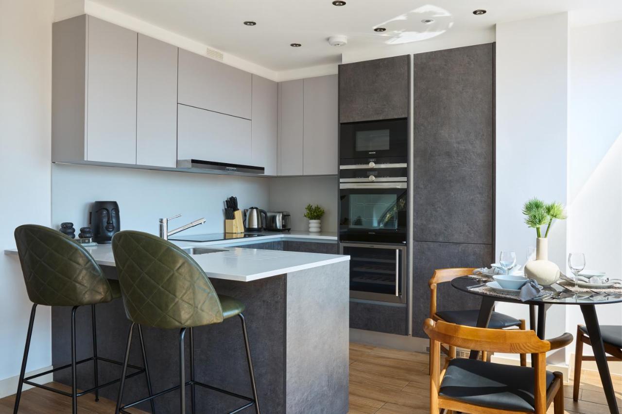 Kew Bridge By Viridian Apartments Екстериор снимка