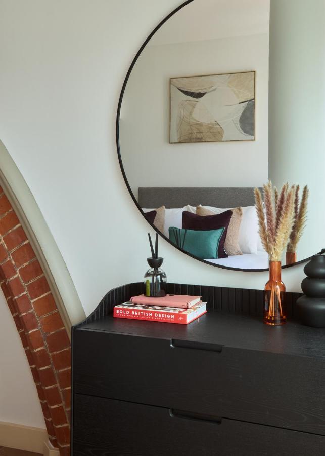 Kew Bridge By Viridian Apartments Екстериор снимка
