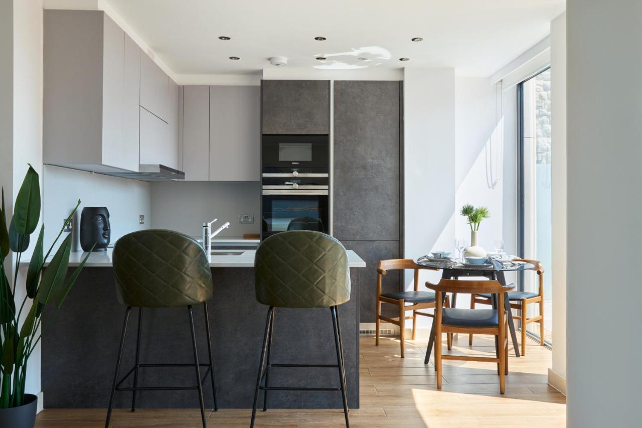 Kew Bridge By Viridian Apartments Екстериор снимка