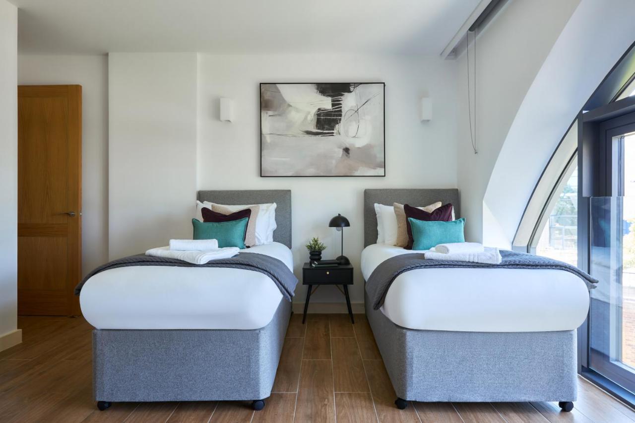 Kew Bridge By Viridian Apartments Екстериор снимка