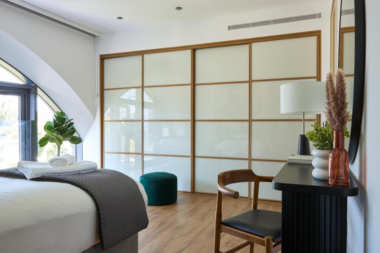 Kew Bridge By Viridian Apartments Екстериор снимка