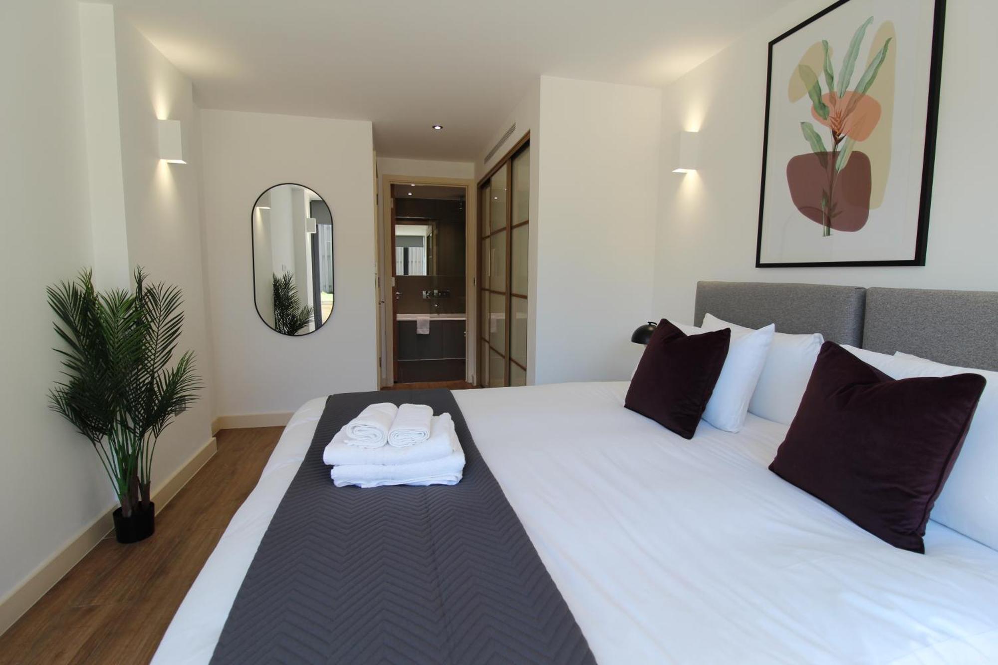 Kew Bridge By Viridian Apartments Екстериор снимка