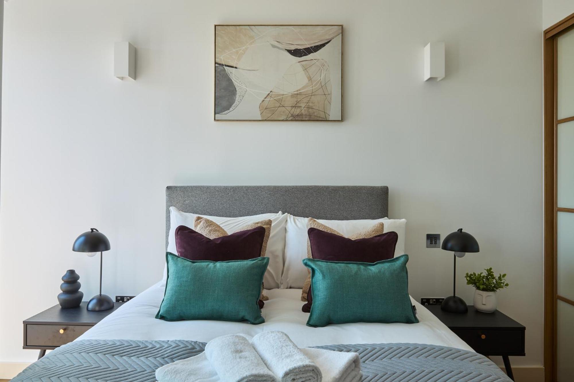 Kew Bridge By Viridian Apartments Екстериор снимка