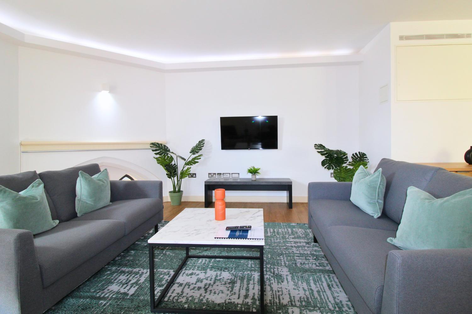 Kew Bridge By Viridian Apartments Екстериор снимка