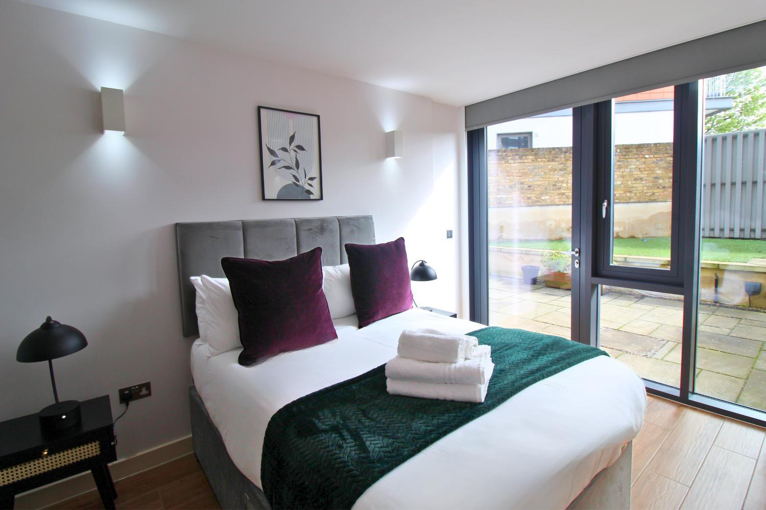 Kew Bridge By Viridian Apartments Екстериор снимка